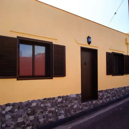Casa Rural El Monturrio Country house *